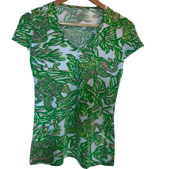 Lilly Pulitzer Tops - LILLY PULITZER V-neck Short-Sleeve Tee - XXS - Extra Extra Small
